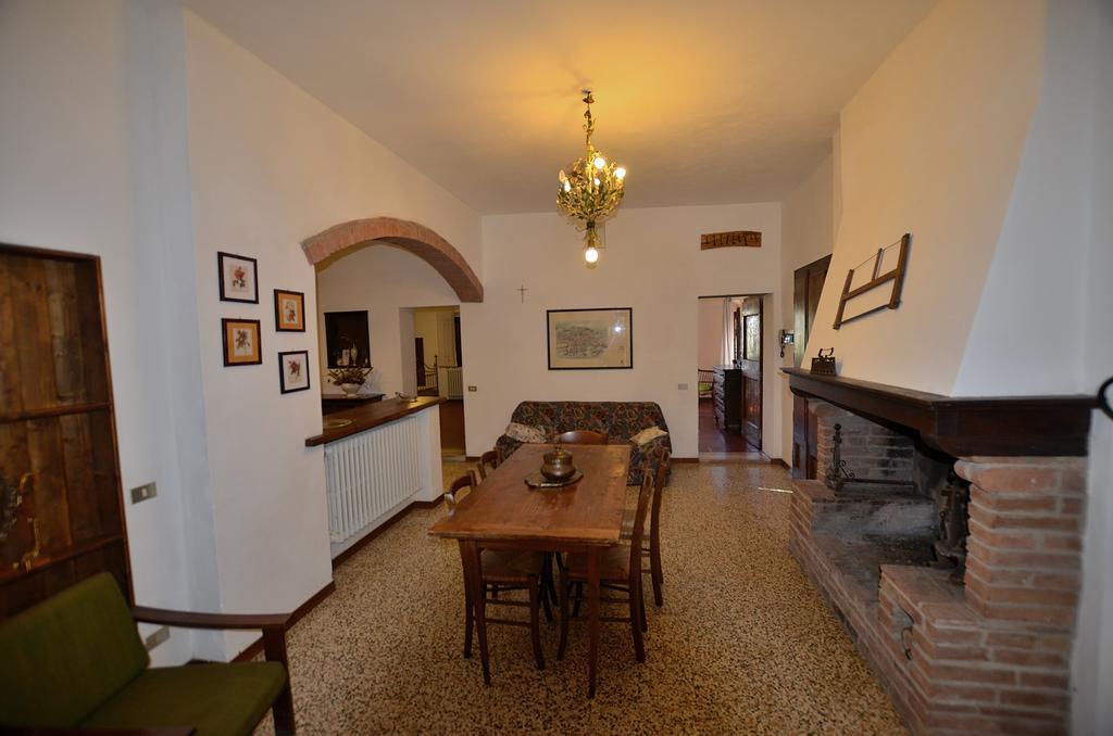 Agriturismo Poggio Ai Grilli Gambassi Terme Rom bilde